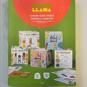 Mondo Llama Create and Share Memory Cube Kit